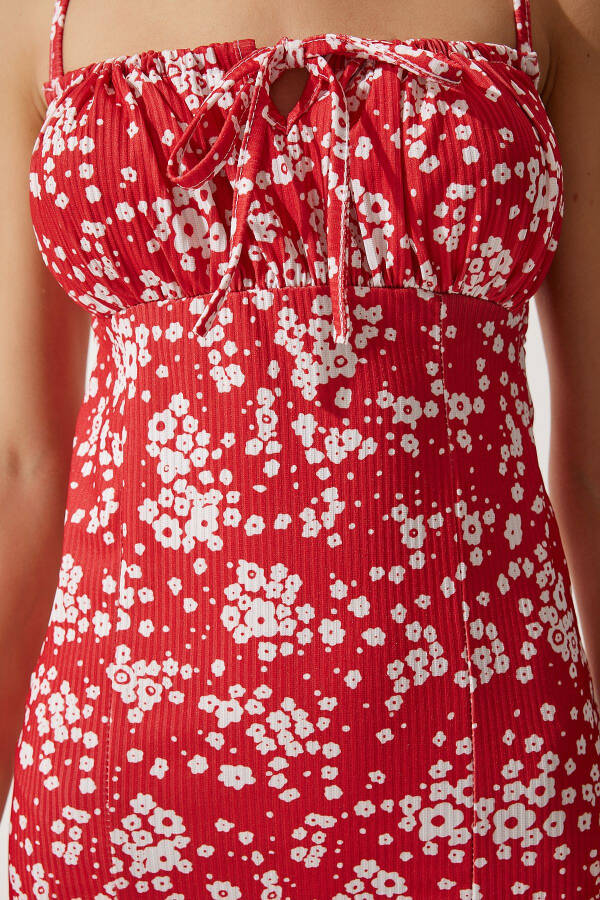 Woman Live White Red Floral Slit Summer - 3