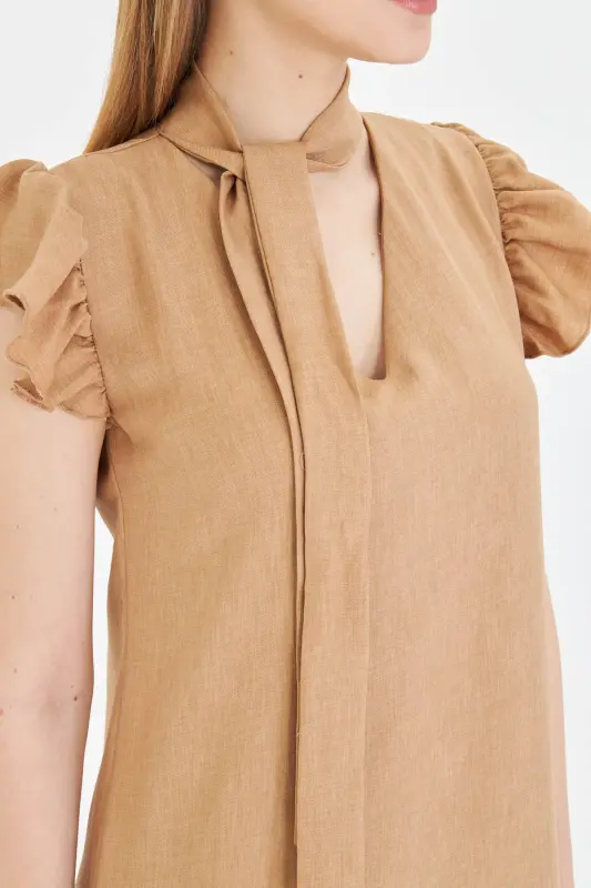 Woman Mink V Neck Ruffled Sleeve Tie Detailed - 4