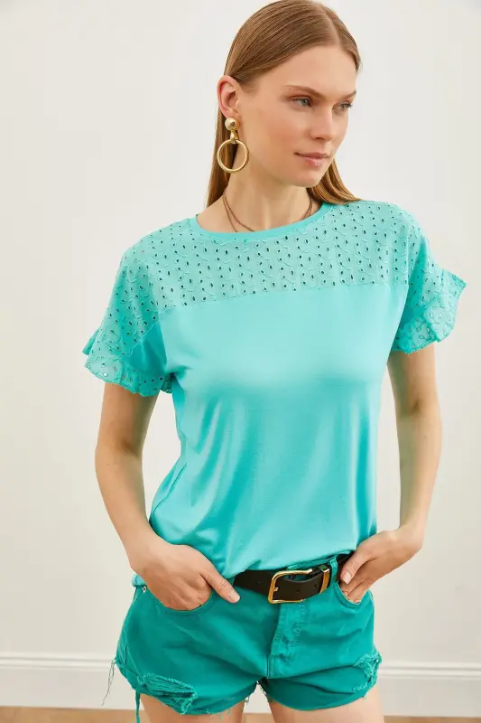 Woman Mint Green Top Eyelet Sleeve Flounce T-Shirt B - OLALOOK
