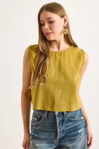 Woman Oil Green Flame Linen Crop Blouse BLZ-19002925-Oil Green - 4