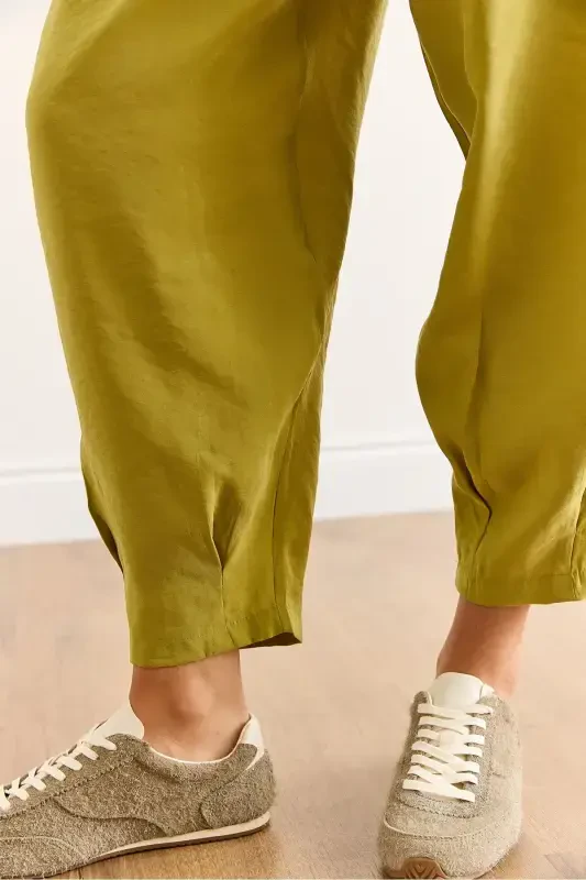 Woman Oil Green Top Shirt Bottom Shalwar Pants Mo - 6