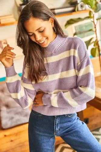 Woman Purple Striped Half Turtleneck Crop Knitwear Sweater KZK-19000402-Purple - 3