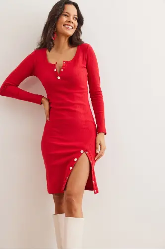 Woman Red Button Detailed Slit Plush Esn - OLALOOK (1)