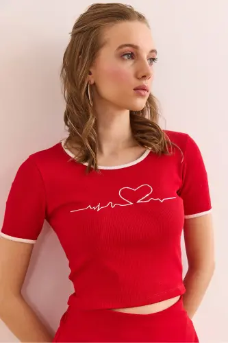 Woman Red Heart Embroidered Crop Flexible Cotton Blouse B - 5