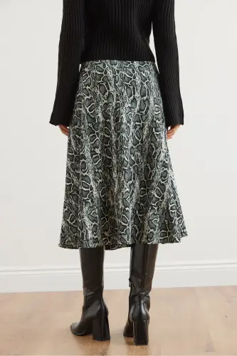 Woman Snake Black Waistbanded Suede Textured Bell Skirt - 6
