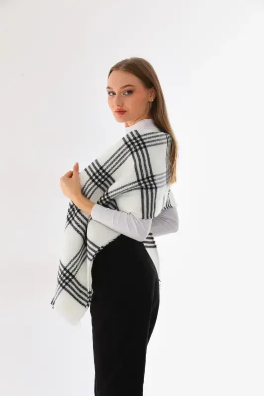 Woman Soft Touch Plaid Scarf-Ecru - 4