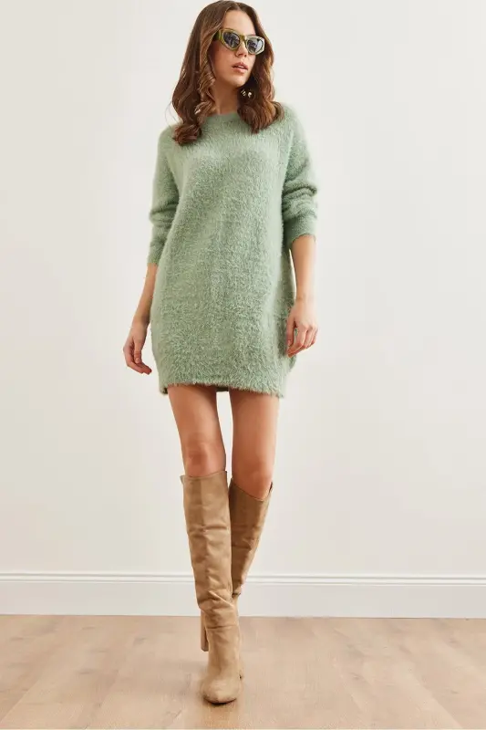 Woman Teal Crew Neck Soft Touch Sweater - 3