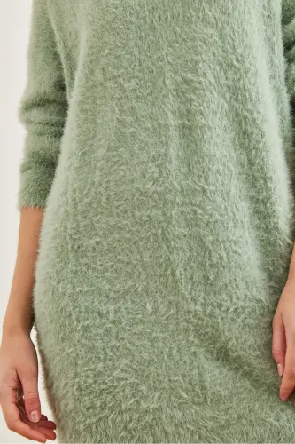 Woman Teal Crew Neck Soft Touch Sweater - 7