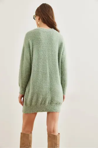Woman Teal Crew Neck Soft Touch Sweater - 8