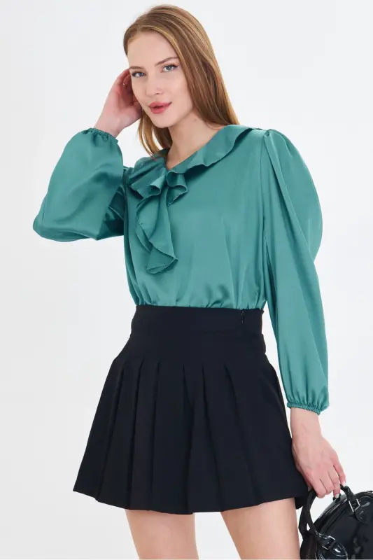 Woman Turquoise Collar Ruffled Shoulder Shirred Sleeve Elasticated Cotton Sateen Blouse ARM-22K001059-Turquoise - ARMONIKA