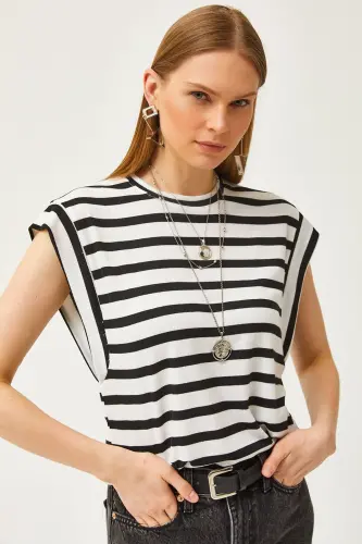 Woman White Armpit Partial Striped Lycra T-Shirt - 1