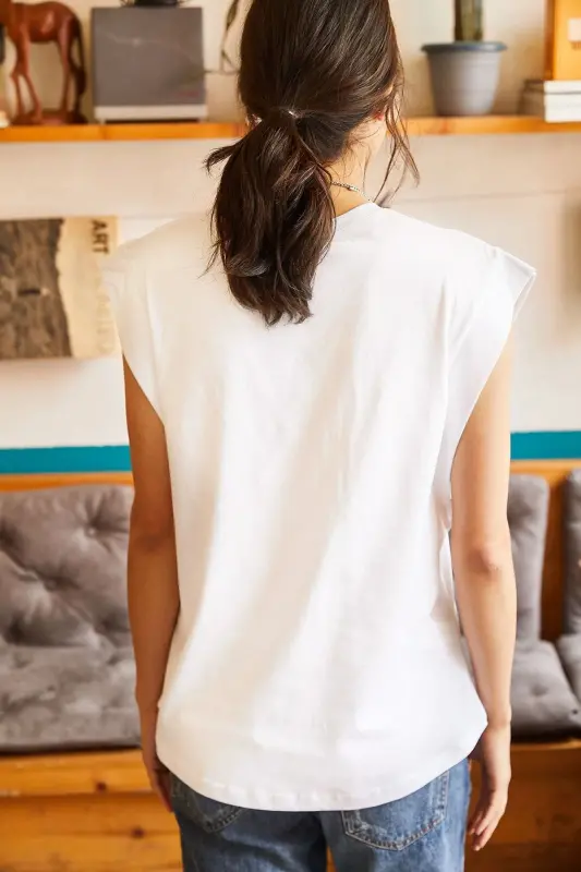 Woman White Armpit Patchwork Bat T-shirt TSH - 6