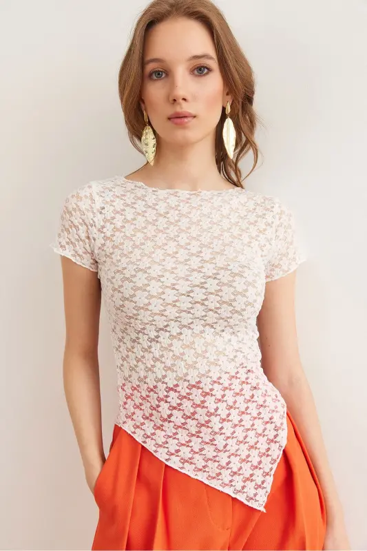 Woman White Bottom Asymmetric Lace Blouse BLZ-1900288 - 1
