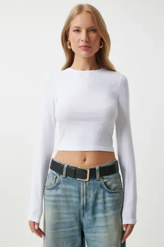 Woman White Crew Neck Basic Knit Crop Top OW00034-White - 5