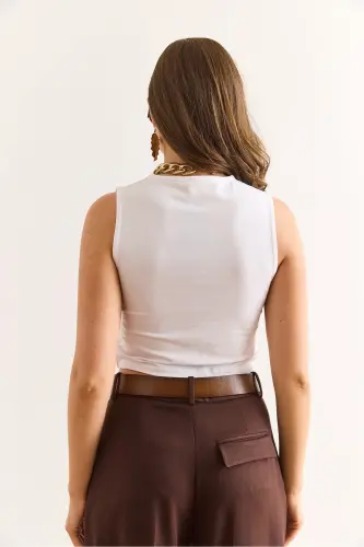 Woman White Double Layer Sleeveless Lycra Cotton T-shirt - 7