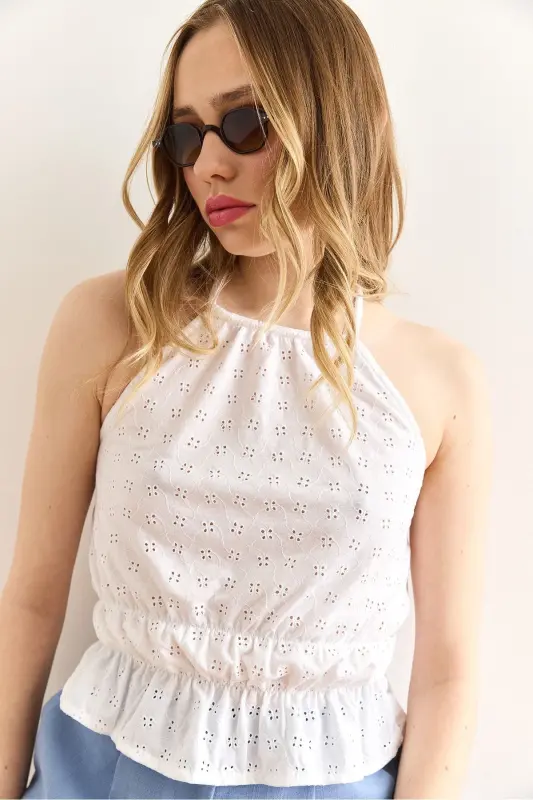 Woman White Halter Neck Smocked Waist Broderie Blouse B - 4