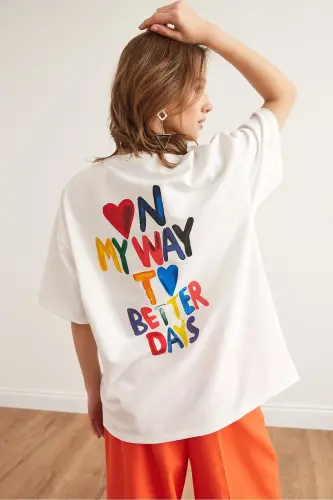 Woman White Heart Front Back Printed 2 Thread Unisex Ov - 4