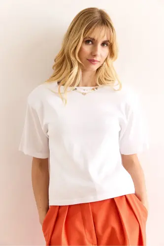 Woman White Padded Interlock Lycra Cotton T-shirt - OLALOOK (1)