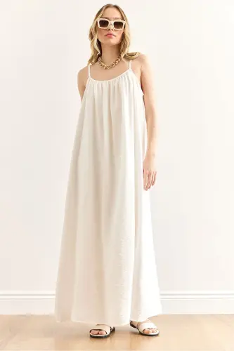 Woman White Strap Adjustable Lined Oversize Dress 