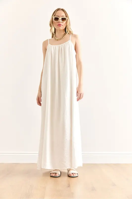 Woman White Strap Adjustable Lined Oversize Dress - 2