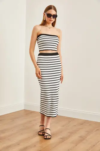 Woman White Top Strapless Blouse Bottom Skirt Knitted Suit - 3