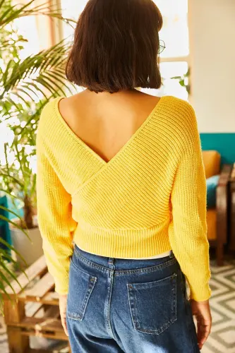 Woman Yellow Front Back V Neck Crop Knitwear Sweater KZK-19000076-Yellow - 7