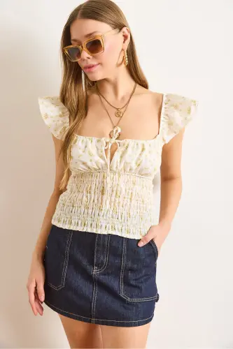 Woman Yellow Lace-Up Detail Crop Linen Look Blouse BLZ-19002973-Yellow - 7