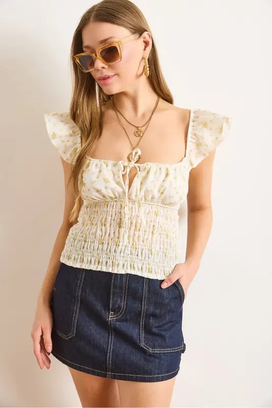 Woman Yellow Lace-Up Detail Crop Linen Look Blouse BLZ-19002973-Yellow - 7