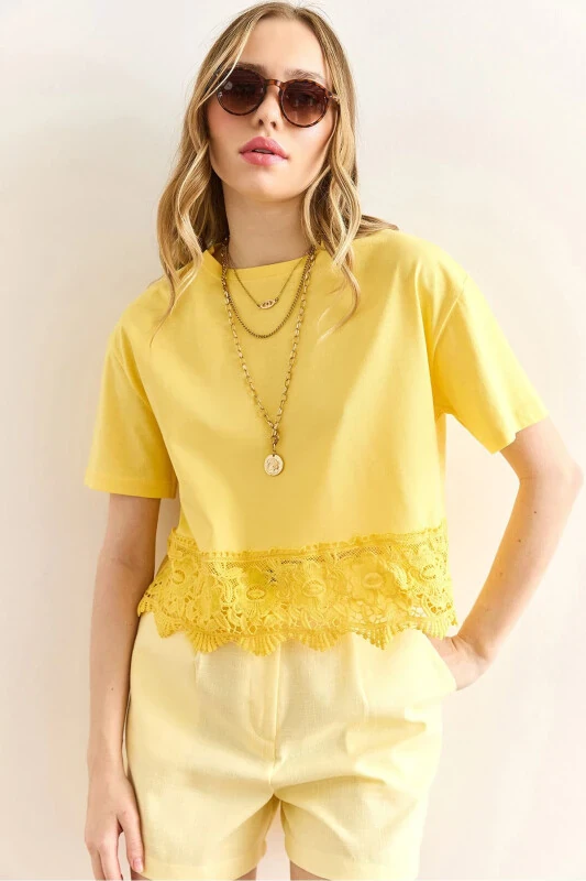 Woman Yellow Skirt Guipure Detailed T-Shirt TSH-19000873 - OLALOOK
