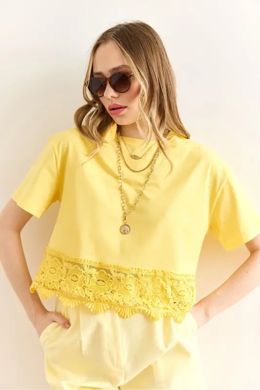 Woman Yellow Skirt Guipure Detailed T-Shirt TSH-19000873 - 4
