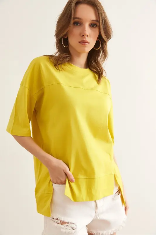 Woman Yellow Stitch Detail Cut Out Front Cotton T-Shirt TS - 3