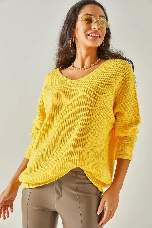 Woman Yellow V Neck Cable Knit Oversize Knit Tunic TNK-19000081-Yellow - 3