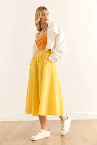 Woman's Yellow Pocketed Elastic Waist Midi Woven Bell Skirt - 5