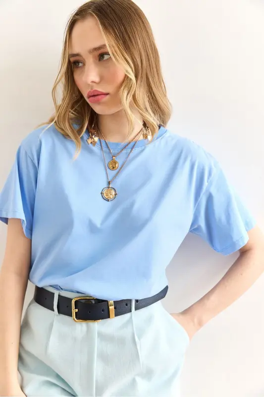 Women Baby Blue Crew Neck Basic T-Shirt TSH-190 - 5