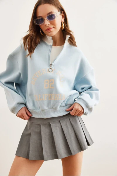 Women Baby Blue Stand Collar Zippered Thistle Relaxed Sweatshirt SWT-19000702 - OLALOOK (1)