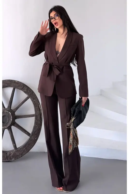 Women Belted Jacket Pants Suit Coffee-Brown - PEMBEKURDELEM