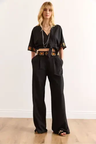 Women Black Embroidery Banded Top and Bottom Set TKM-1900038 - 3