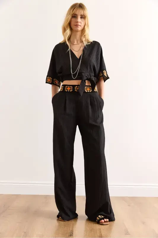Women Black Embroidery Banded Top and Bottom Set TKM-1900038 - 3