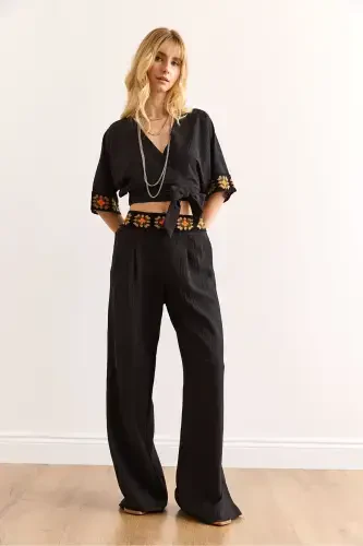 Women Black Embroidery Banded Top and Bottom Set TKM-1900038 - 4