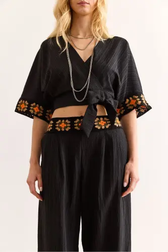 Women Black Embroidery Banded Top and Bottom Set TKM-1900038 - 6