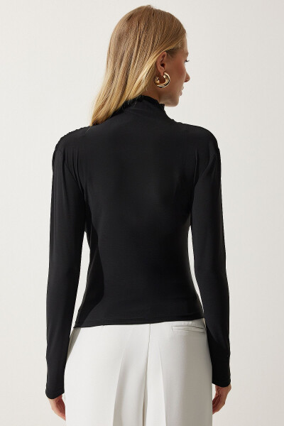 Women Black Shirred Detailed Stand Up Collar Sandy Blouse FF00 - 6