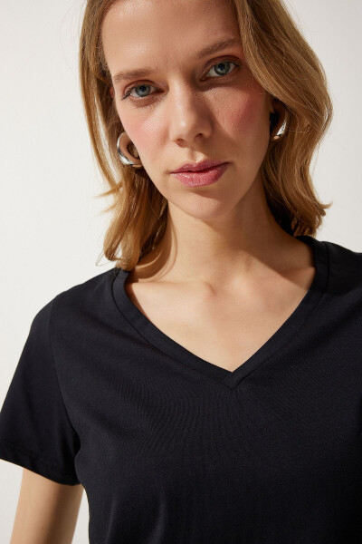 Women Black V-Neck Basic Knit T-Shirt UB00261 - 4
