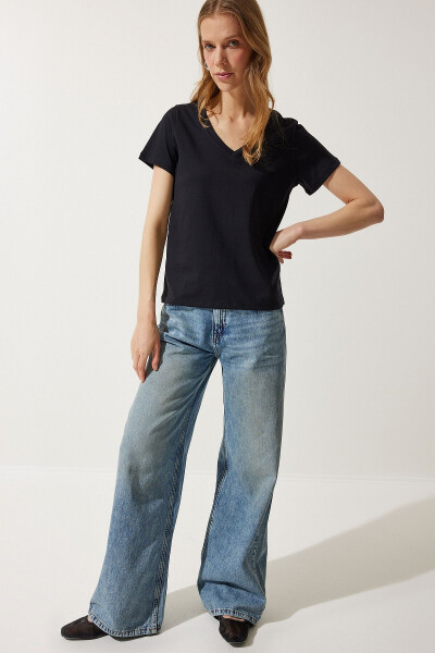 Women Black V-Neck Basic Knit T-Shirt UB00261 - 5