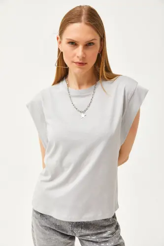 Women Dolphin Gray Armpit Detail Bat T-Shirt - 4
