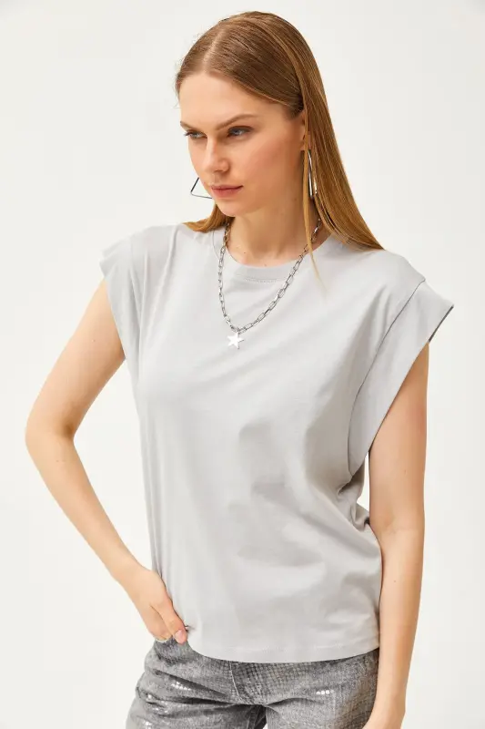 Women Dolphin Gray Armpit Detail Bat T-Shirt - 5