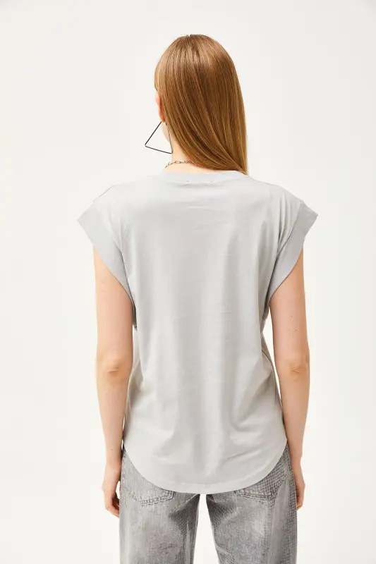 Women Dolphin Gray Armpit Detail Bat T-Shirt - 8