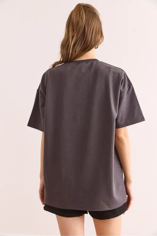 Women Duck Smoked Embroidery Detailed Relaxed Fit T-shirt - 2