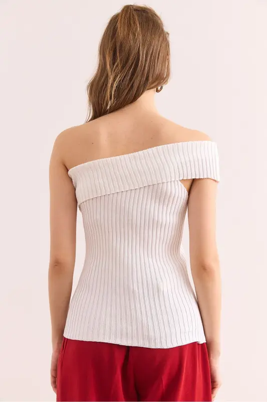 Women Ecru One Shoulder Detailed Ribbed Knitted Blouse BLZ - 11