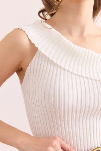 Women Ecru One Shoulder Detailed Ribbed Knitted Blouse BLZ - 6