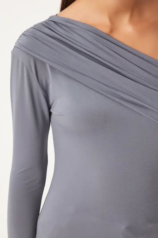 Women Gray One Shoulder Gathered Detail Knitted Blouse ZH00032-Gray - 4